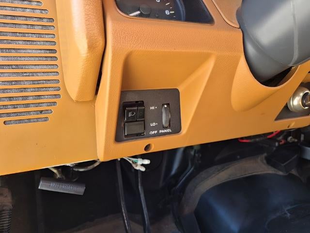 1995 Jeep Wrangler S