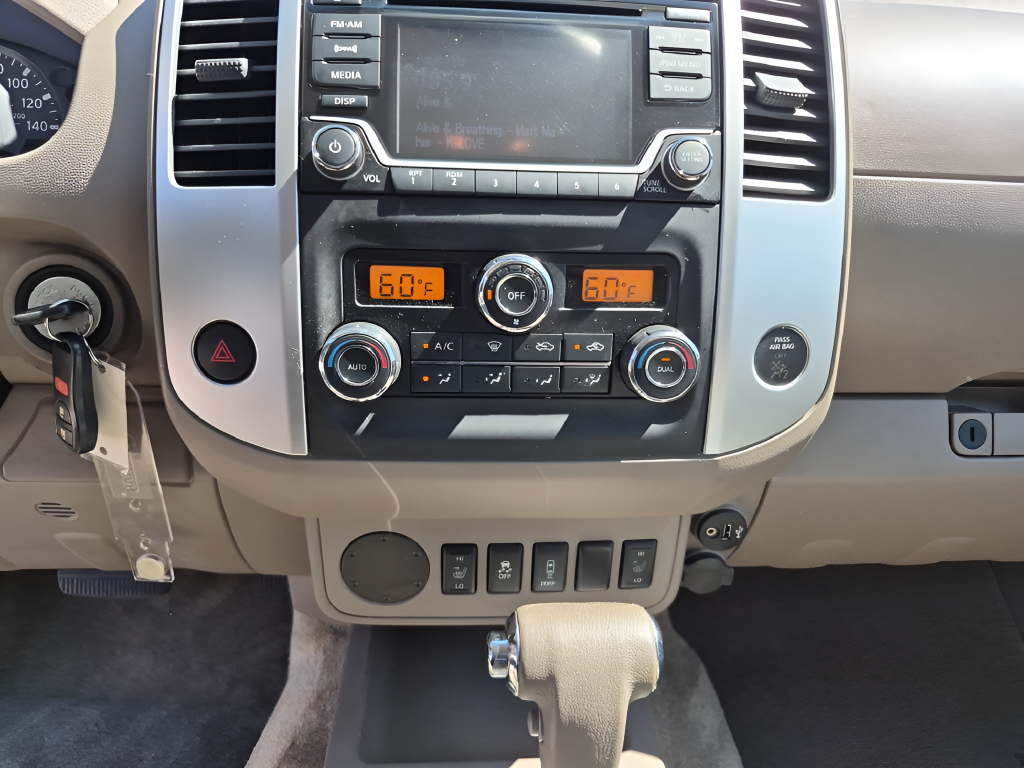 2017 Nissan Frontier SV