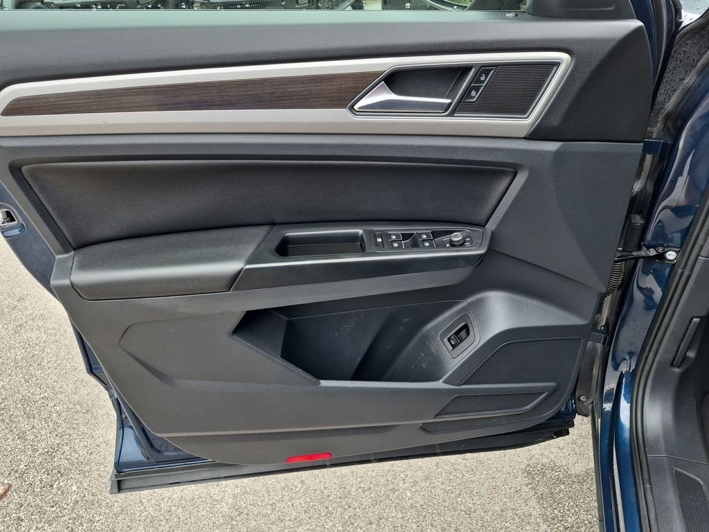 2019 Volkswagen Atlas 3.6L V6 SE w/Technology FWD