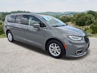 2022 Chrysler Pacifica Touring L FWD