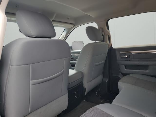 2018 RAM 3500 Lone Star 4x4 Crew Cab 6'4" Box