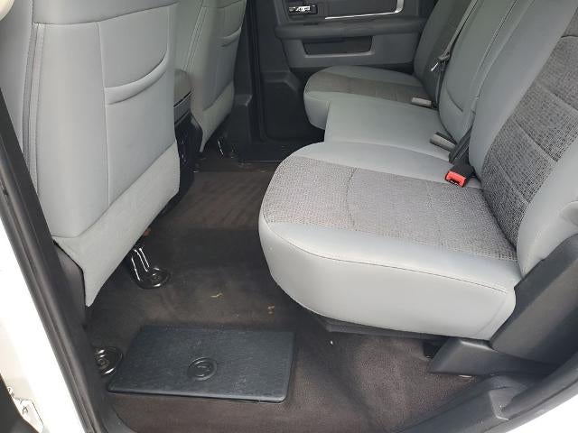 2018 RAM 3500 Lone Star 4x4 Crew Cab 6'4" Box