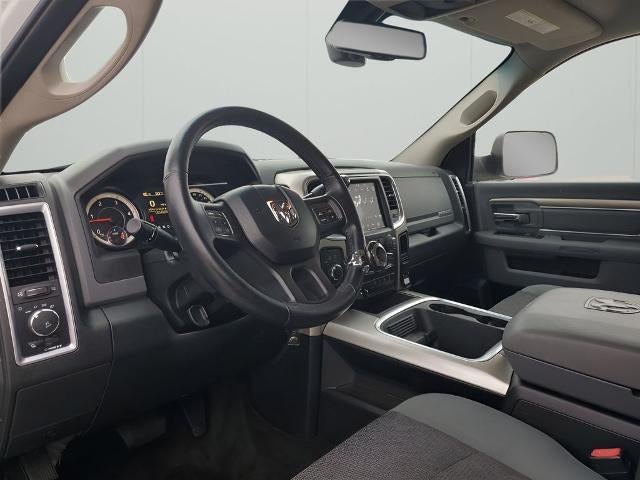 2018 RAM 3500 Lone Star 4x4 Crew Cab 6'4" Box