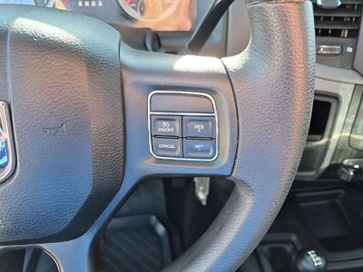 2018 RAM 2500 Tradesman 4x4 Crew Cab 6'4" Box