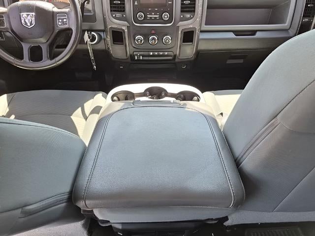 2015 RAM 2500 4WD Crew Cab 6.4 Ft Box Tradesman