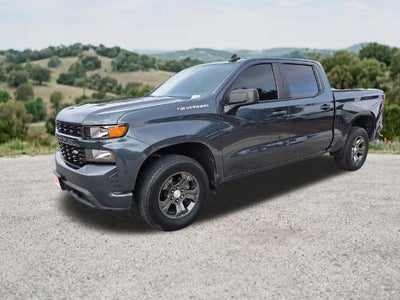 2020 Chevrolet Silverado 1500 Crew Cab Short Box 2-Wheel Drive Custom