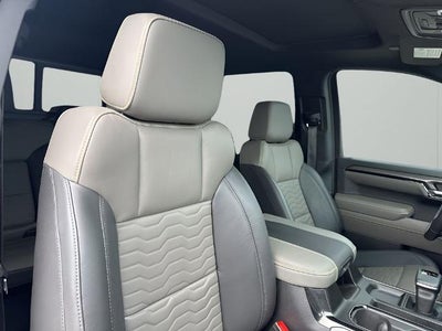 2023 Chevrolet Silverado 1500 Crew Cab Short Box 4-Wheel Drive ZR2