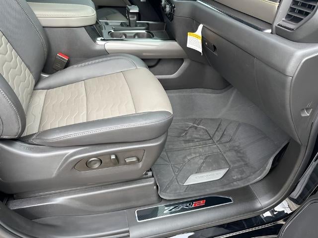 2023 Chevrolet Silverado 1500 Crew Cab Short Box 4-Wheel Drive ZR2