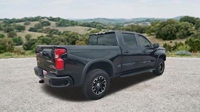 2023 Chevrolet Silverado 1500 Crew Cab Short Box 4-Wheel Drive ZR2