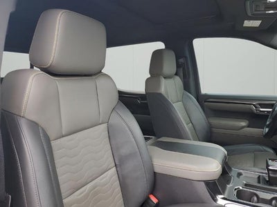 2023 Chevrolet Silverado 1500 Crew Cab Short Box 4-Wheel Drive ZR2