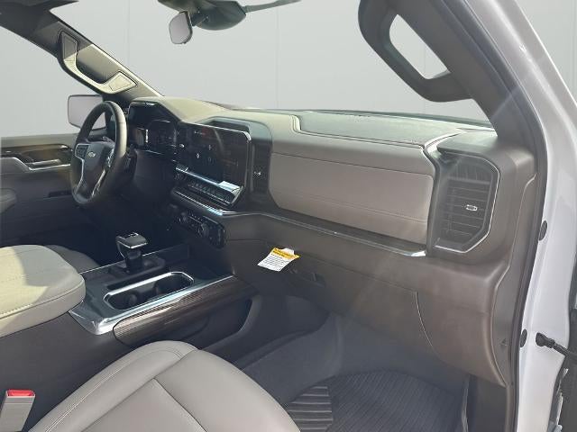 2025 Chevrolet Silverado 1500 Crew Cab Short Box 4-Wheel Drive LT 1LT