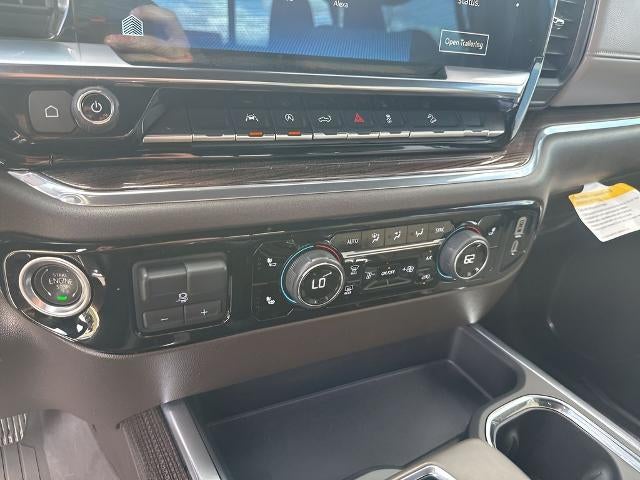 2025 Chevrolet Silverado 1500 Crew Cab Short Box 4-Wheel Drive LT 1LT