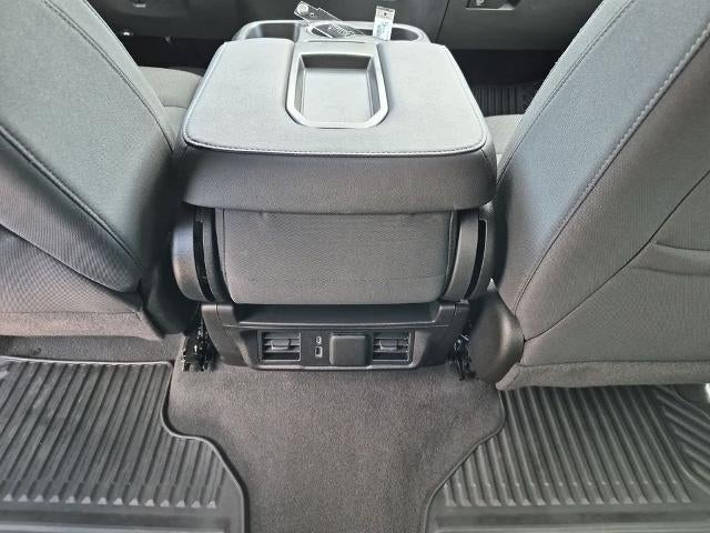 2024 GMC Sierra 1500 Crew Cab Short Box 2-Wheel Drive Elevation