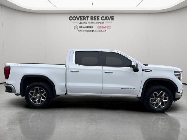 2022 GMC Sierra 1500 Crew Cab Short Box 4-Wheel Drive SLT