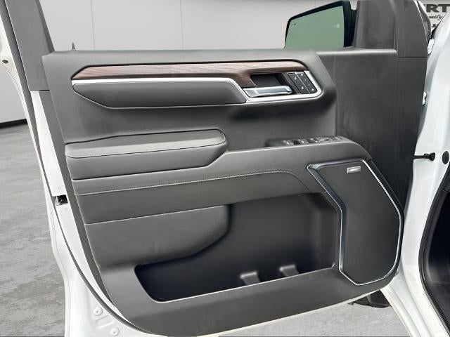 2022 GMC Sierra 1500 Crew Cab Short Box 4-Wheel Drive SLT