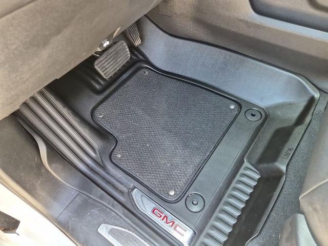 2023 GMC Sierra 1500 Crew Cab Short Box 4-Wheel Drive AT4