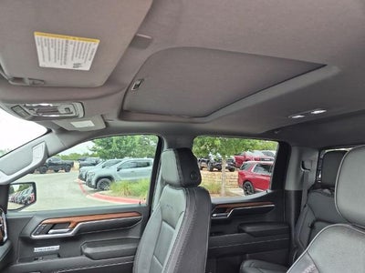 2023 GMC Sierra 1500 Crew Cab Short Box 4-Wheel Drive Denali