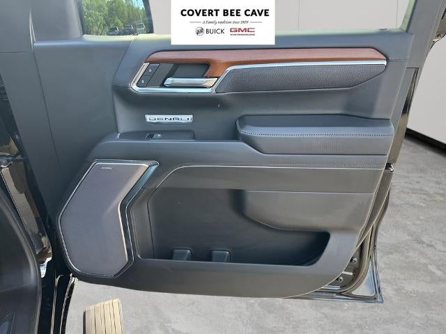 2023 GMC Sierra 1500 Crew Cab Short Box 4-Wheel Drive Denali