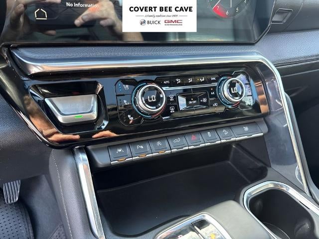 2023 GMC Sierra 1500 Crew Cab Short Box 4-Wheel Drive Denali