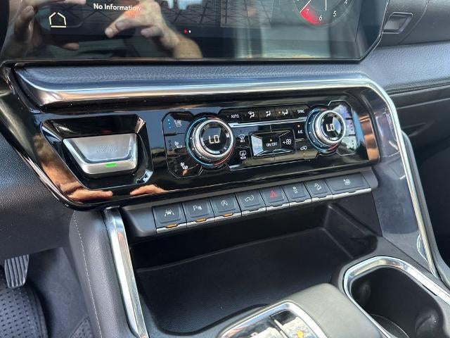 2023 GMC Sierra 1500 Crew Cab Short Box 4-Wheel Drive Denali