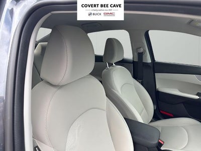 2022 Kia Forte LXS IVT