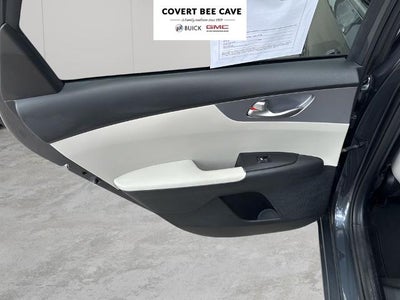 2022 Kia Forte LXS IVT