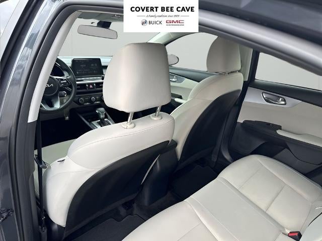 2022 Kia Forte LXS IVT