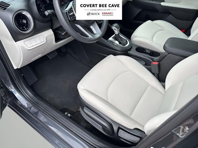 2022 Kia Forte LXS IVT