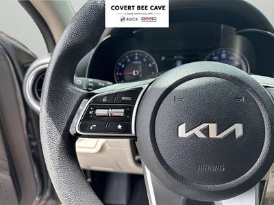 2022 Kia Forte LXS IVT