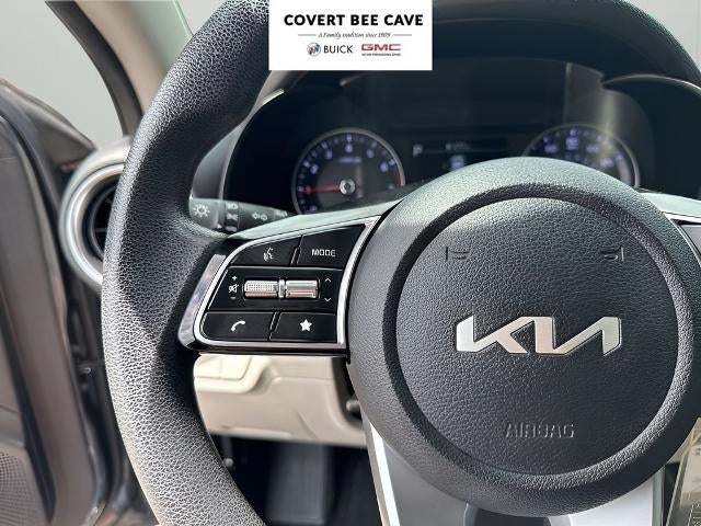 2022 Kia Forte LXS IVT