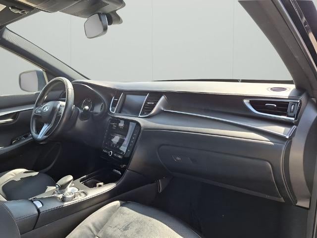 2022 INFINITI QX50 LUXE FWD