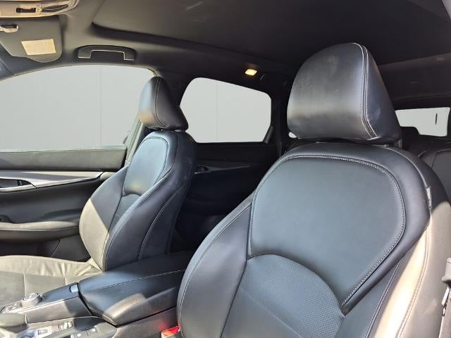 2022 INFINITI QX50 LUXE FWD