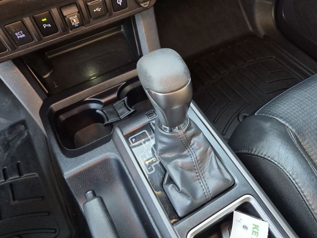 2022 Toyota Tacoma TRD Off-Road V6