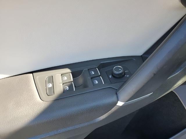 2018 Volkswagen Tiguan 2.0T SE FWD