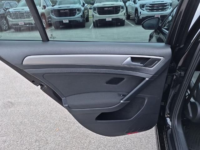 2016 Volkswagen Golf SportWagen 4dr Auto TSI S