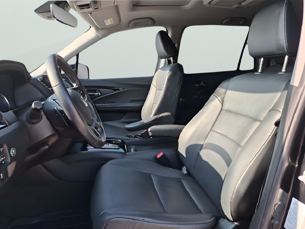 2022 Honda Pilot Touring 8 Passenger