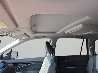 2022 Honda Pilot Touring 8 Passenger