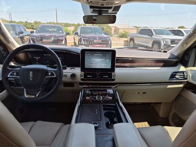 2021 Lincoln Navigator L Reserve
