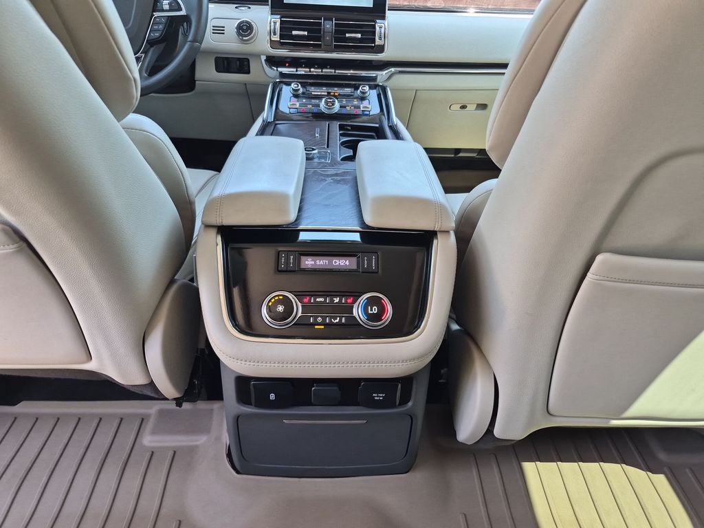 2021 Lincoln Navigator L Reserve
