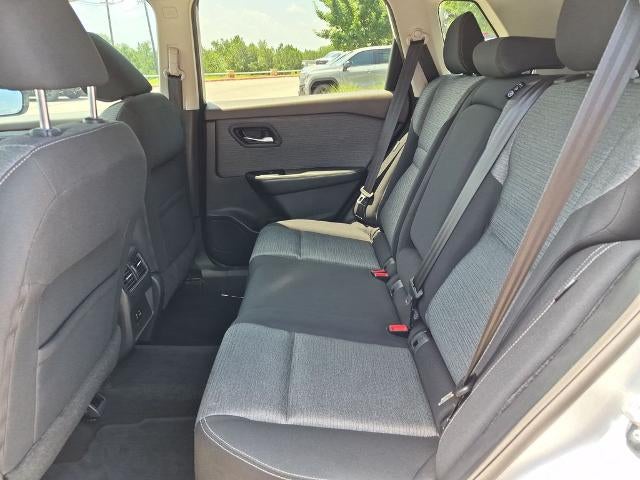 2021 Nissan Rogue FWD SV
