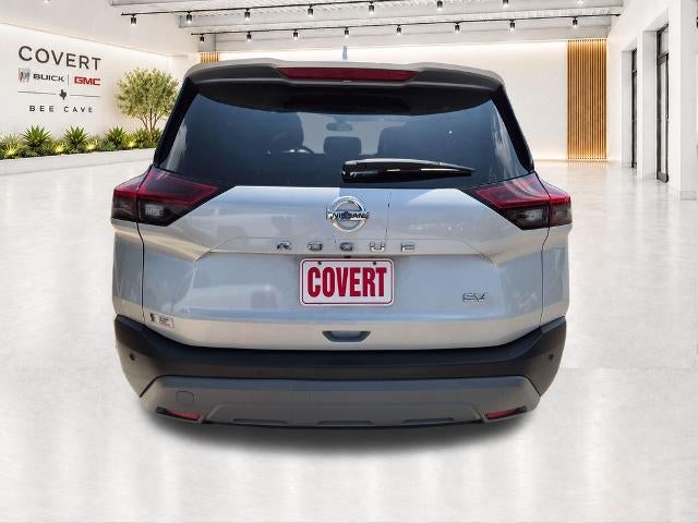 2021 Nissan Rogue FWD SV