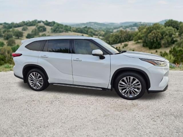 2022 Toyota Highlander Platinum AWD (Natl)