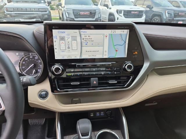 2022 Toyota Highlander Platinum AWD (Natl)