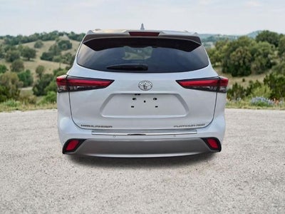 2022 Toyota Highlander Platinum AWD (Natl)