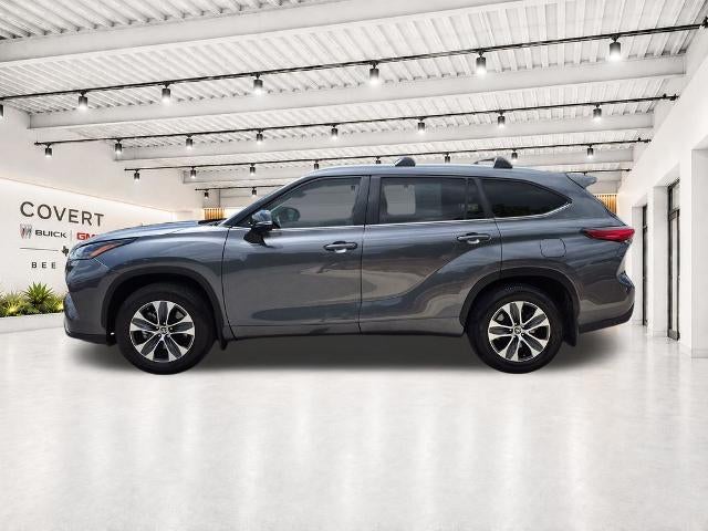 2023 Toyota Highlander XLE AWD (Natl)
