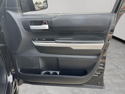 2018 Toyota Tundra 4WD 4WD SR5 CrewMax 5.5' Bed 5.7L FFV (SE)