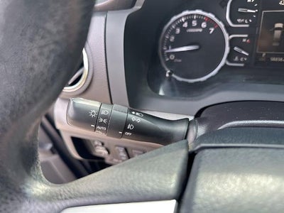 2018 Toyota Tundra 4WD 4WD SR5 CrewMax 5.5' Bed 5.7L FFV (SE)