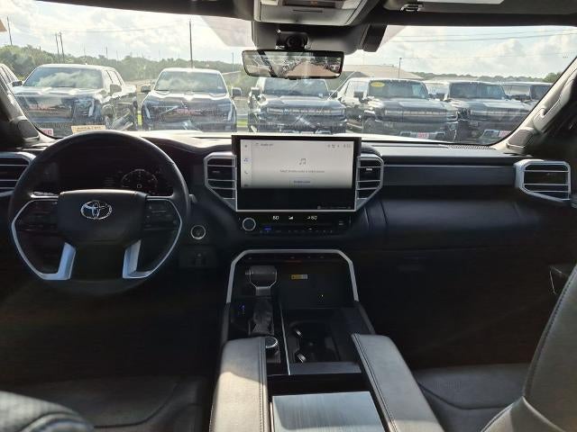 2022 Toyota Tundra 4WD 4WD Platinum CrewMax 5.5' Bed (Natl)