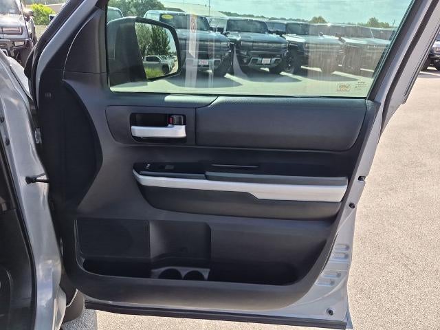 2019 Toyota Tundra 2WD 2WD SR5 Double Cab 6.5' Bed 5.7L (Natl)