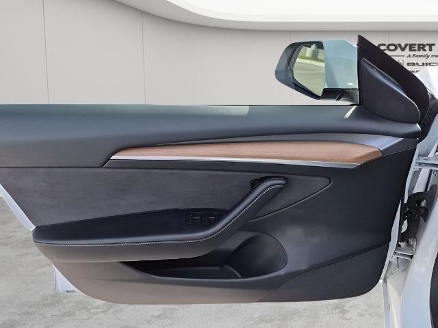 2021 Tesla Model 3 Standard Range Plus RWD